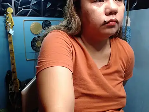 ambersmile online show from March 27, 2026, 10:33 pm