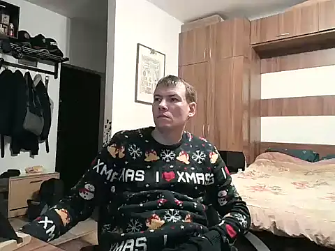 TwooLovers69 online show from January 11, 2026, 6:04 pm