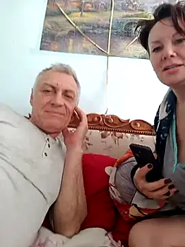  lady red  online show from March 3, 2025, 6:31 am