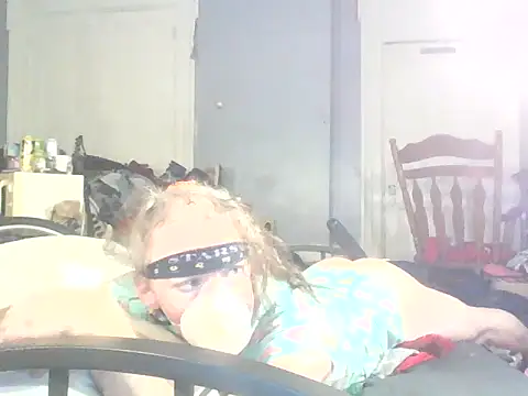 Valarie83 online show from February 7, 2025, 3:01 am