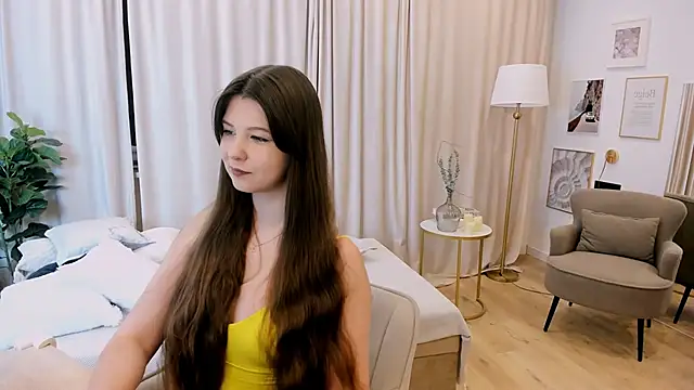 Snapshot of ElizaMild chatting on February 18, 2026, 1:18 pm ElizaMild online show from February 18, 2026, 1:18 pm