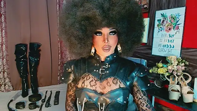 Snapshot of trixxielicious chatting on December 5, 2025, 6:17 pm trixxielicious online show from December 5, 2025, 6:17 pm