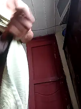 Snapshot of Sirius_5 chatting on November 3, 2025, 5:16 pm Sirius 5 online show from November 3, 2025, 5:16 pm