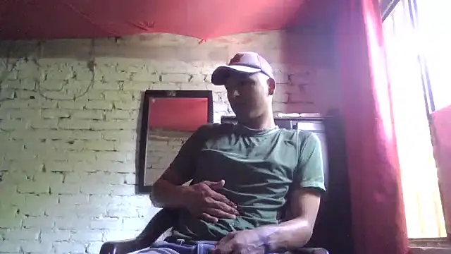 Snapshot of Sirius_5 chatting on October 7, 2025, 5:03 pm Sirius 5 online show from October 7, 2025, 5:03 pm