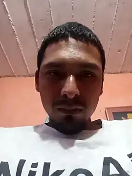 Snapshot of Sirius_5 chatting on March 13, 2025, 11:16 pm Sirius 5 online show from March 13, 2025, 11:16 pm