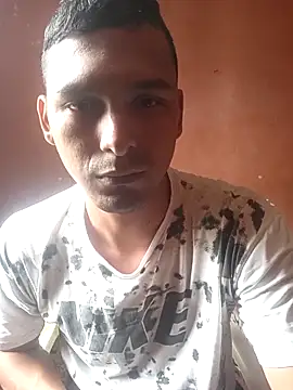 Snapshot of Sirius_5 chatting on October 23, 2025, 3:43 pm Sirius 5 online show from October 23, 2025, 3:43 pm