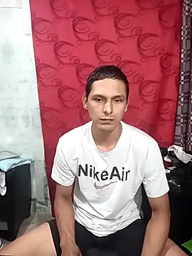 Snapshot of Sirius_5 chatting on March 19, 2025, 12:04 am Sirius 5 online show from March 19, 2025, 12:04 am