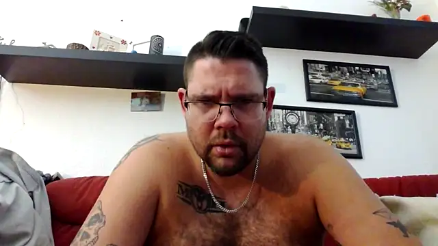 Snapshot of sexykevin17cm chatting on February 6, 2026, 3:19 pm sexykevin17cm online show from February 6, 2026, 3:19 pm