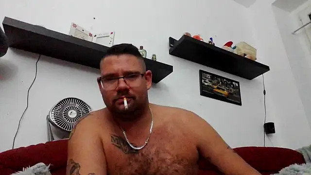 Snapshot of sexykevin17cm chatting on October 3, 2025, 2:26 am sexykevin17cm online show from October 3, 2025, 2:26 am