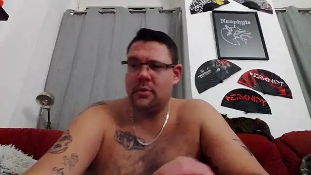 Snapshot of sexykevin17cm chatting on January 14, 2026, 5:49 pm sexykevin17cm online show from January 14, 2026, 5:49 pm