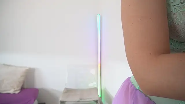 Snapshot of new_dee chatting on November 26, 2025, 11:54 am new dee online show from November 26, 2025, 11:54 am