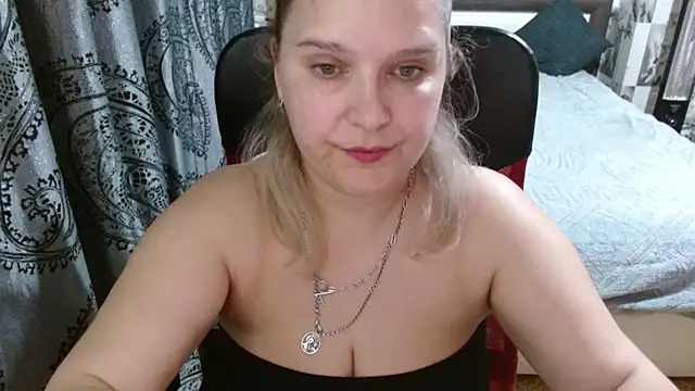 Snapshot of Boolochka chatting on May 23, 2026, 7:57 pm Boolochka online show from May 23, 2026, 7:57 pm