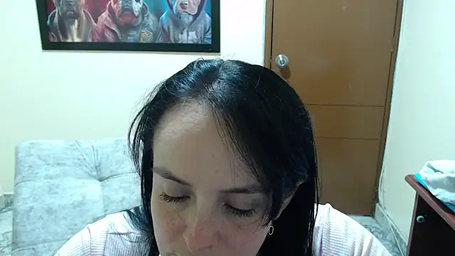 Snapshot of antara_hotgirl chatting on May 1, 2026, 9:42 pm antara hotgirl online show from May 1, 2026, 9:42 pm