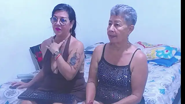 Snapshot of sexycristina_2 chatting on July 14, 2026, 8:04 pm sexycristina 2 online show from July 14, 2026, 8:04 pm