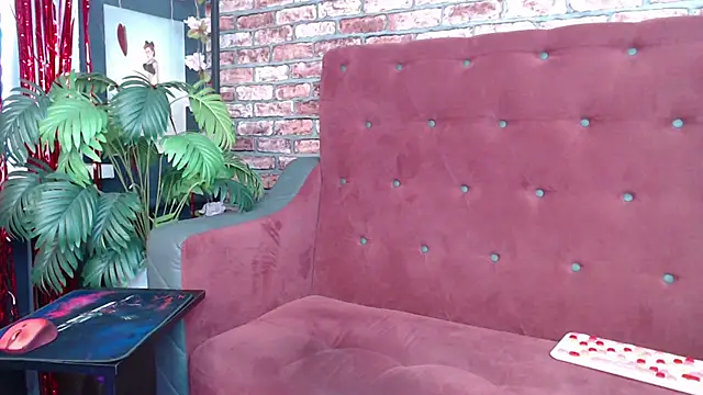 Snapshot of MommyMila84 chatting on May 9, 2026, 4:16 am MommyMila84 online show from May 9, 2026, 4:16 am