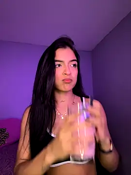 Snapshot of Sammy_pink chatting on November 26, 2025, 3:28 am Sammy pink online show from November 26, 2025, 3:28 am