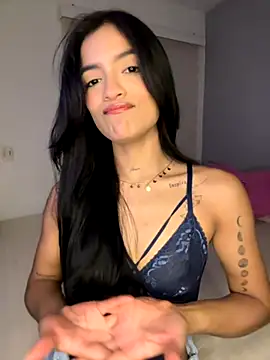 Snapshot of Sammy_pink chatting on October 11, 2025, 3:29 am Sammy pink online show from October 11, 2025, 3:29 am