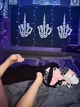 Snapshot of Babii_Nova chatting on December 28, 2024, 4:19 am Babii Nova online show from December 28, 2024, 4:19 am