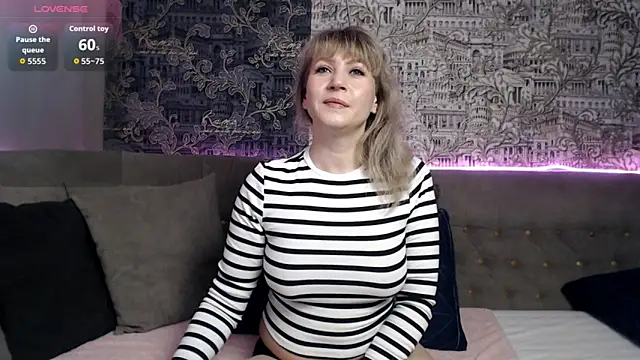 Snapshot of mandy_foxxx chatting on November 18, 2025, 10:18 am mandy foxxx online show from November 18, 2025, 10:18 am