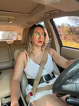 Gatitacarlita online show from March 26, 2026, 7:12 pm