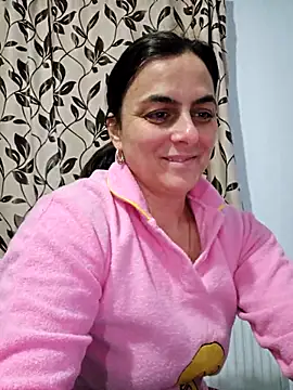 IsabelleCraft online show from February 7, 2026, 11:35 pm