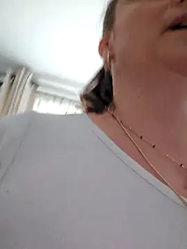 IsabelleCraft online show from March 30, 2026, 1:23 pm