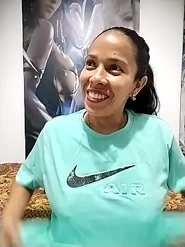 Bootycallhot online show from May 12, 2026, 1:46 am