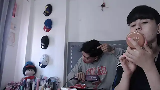 dulce maria x online show from October 9, 2025, 12:38 pm