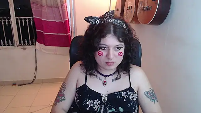 Snapshot of Smoke_trip_Alicia chatting on November 26, 2025, 3:50 am Smoke trip Alicia online show from November 26, 2025, 3:50 am