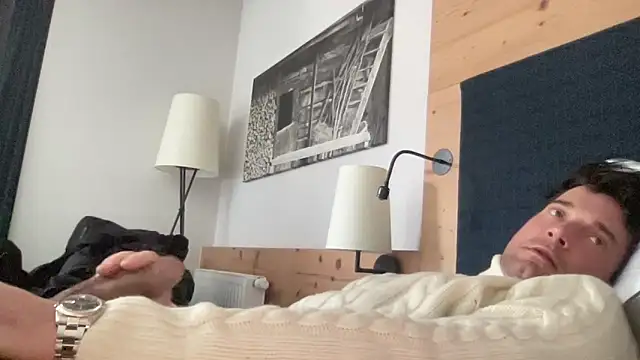 Jayjay1999x online show from February 6, 2025, 10:47 am