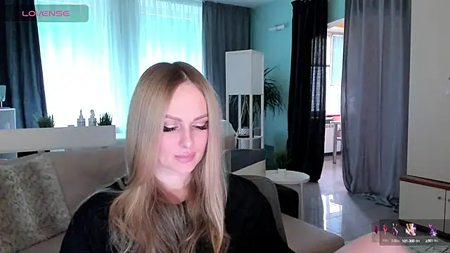 Snapshot of Libby_Nora chatting on March 5, 2025, 7:38 am Libby Nora online show from March 5, 2025, 7:38 am