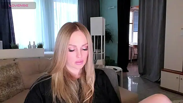 Snapshot of Libby_Nora chatting on March 13, 2025, 2:23 pm Libby Nora online show from March 13, 2025, 2:23 pm