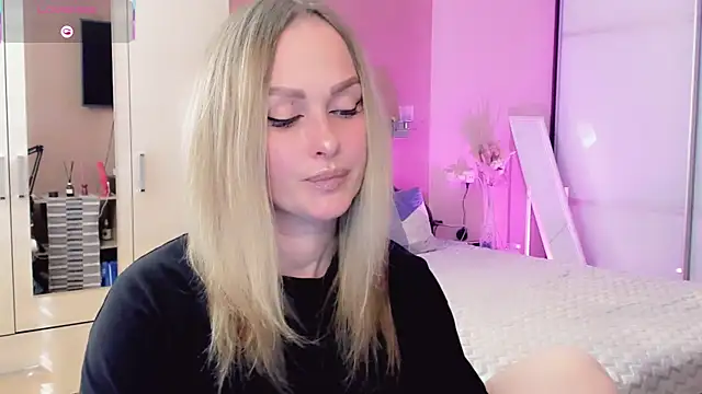 Snapshot of Libby_Nora chatting on May 14, 2026, 11:51 am Libby Nora online show from May 14, 2026, 11:51 am