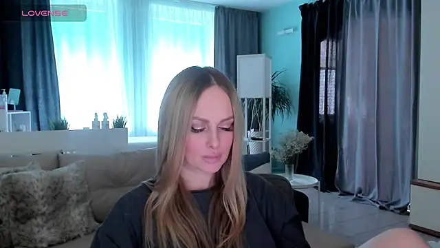 Snapshot of Libby_Nora chatting on February 18, 2025, 11:55 am Libby Nora online show from February 18, 2025, 11:55 am