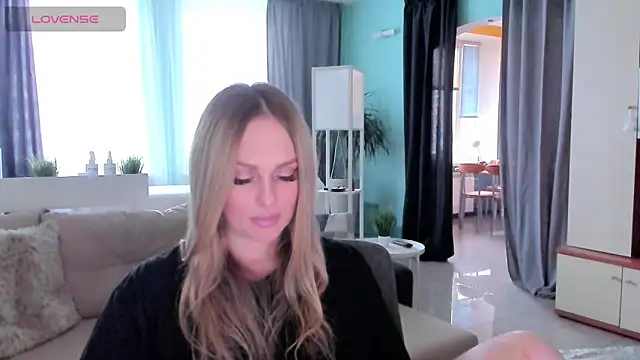 Snapshot of Libby_Nora chatting on March 11, 2025, 11:55 am Libby Nora online show from March 11, 2025, 11:55 am