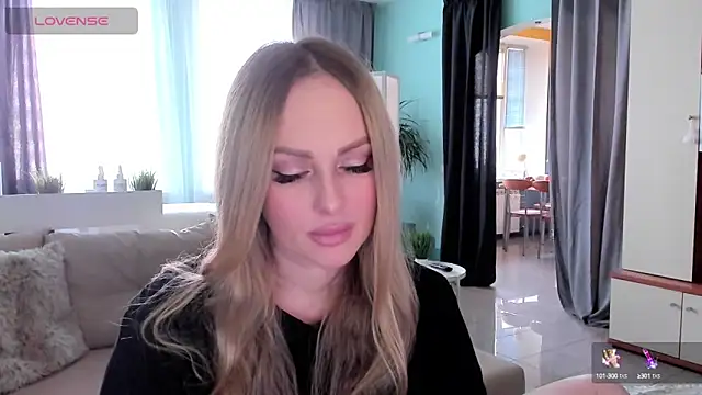 Snapshot of Libby_Nora chatting on March 11, 2025, 8:30 am Libby Nora online show from March 11, 2025, 8:30 am