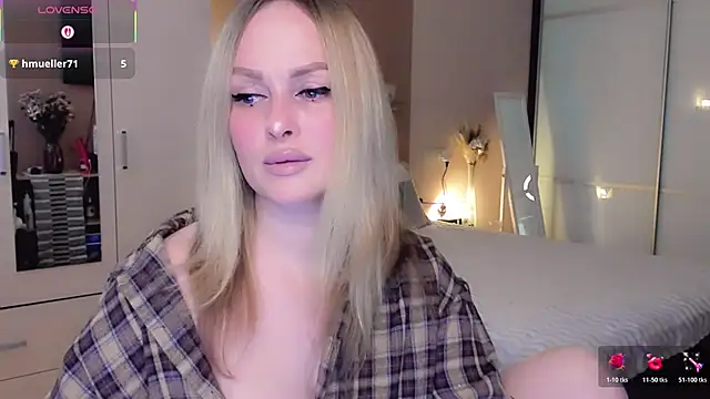 Snapshot of Libby_Nora chatting on February 22, 2026, 9:33 am Libby Nora online show from February 22, 2026, 9:33 am