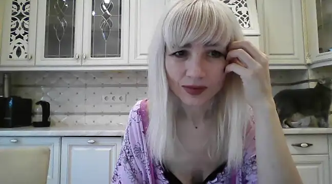 Snapshot of BarbaraKim chatting on December 23, 2024, 9:27 am BarbaraKim online show from December 23, 2024, 9:27 am