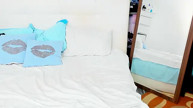 Snapshot of IvyHotFoxy chatting on March 18, 2025, 8:59 pm IvyHotFoxy online show from March 18, 2025, 8:59 pm