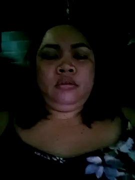 XXLorie 02 online show from April 8, 2026, 8:10 pm