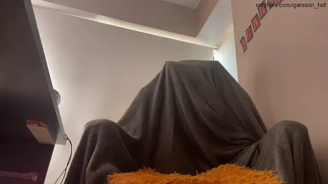 vladdymeow online show from October 7, 2025, 5:25 pm