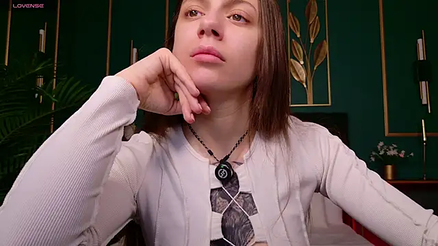 Snapshot of Eille_Elfie chatting on November 7, 2025, 5:12 am Eille Elfie online show from November 7, 2025, 5:12 am