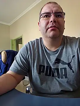 Andrew1900529 online show from March 12, 2025, 10:05 am