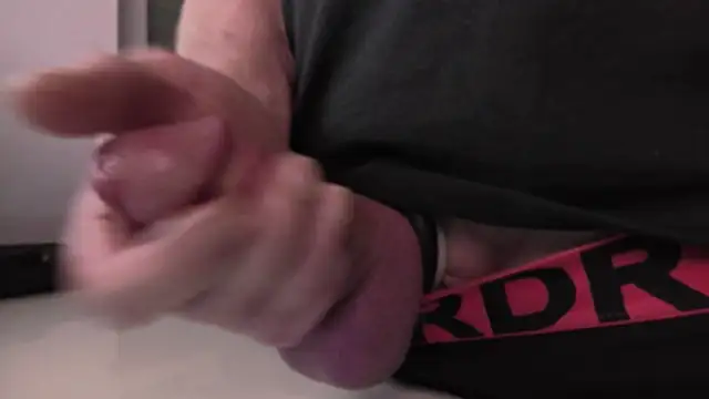 Snapshot of NylonHype chatting on November 30, 2025, 11:16 pm NylonHype online show from November 30, 2025, 11:16 pm