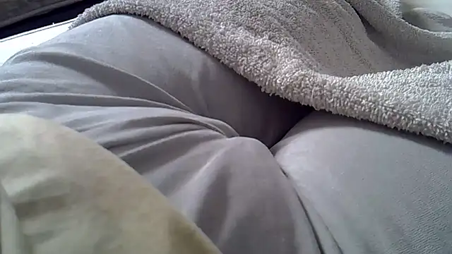 perescam online show from April 4, 2026, 2:12 pm