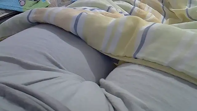 Snapshot of perescam chatting on December 14, 2025, 5:29 pm perescam online show from December 14, 2025, 5:29 pm