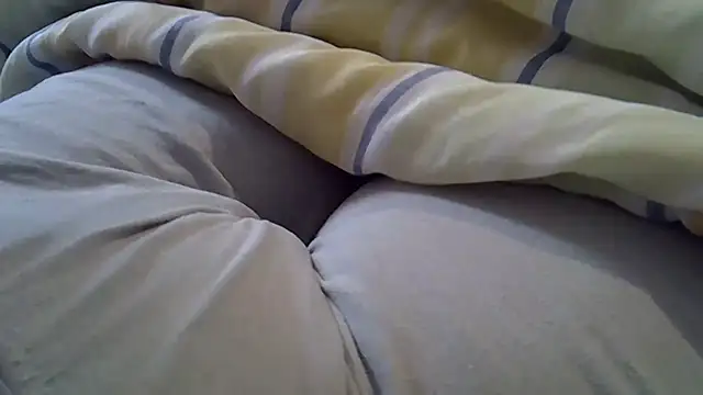 Snapshot of perescam chatting on November 13, 2025, 4:00 pm perescam online show from November 13, 2025, 4:00 pm