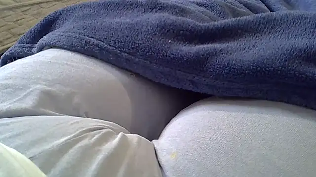 Snapshot of perescam chatting on November 9, 2025, 2:54 pm perescam online show from November 9, 2025, 2:54 pm