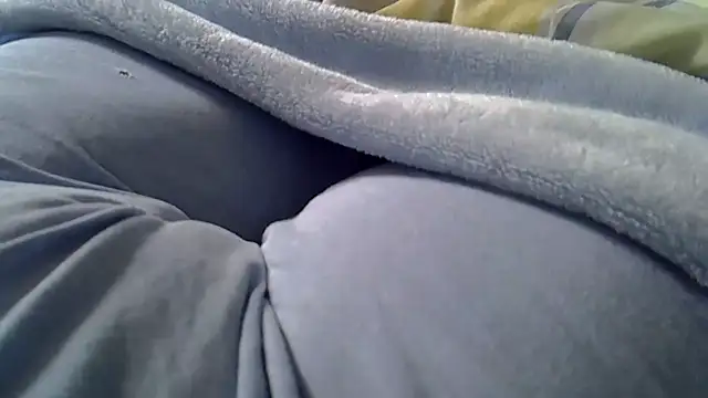 Snapshot of perescam chatting on November 21, 2025, 3:22 pm perescam online show from November 21, 2025, 3:22 pm