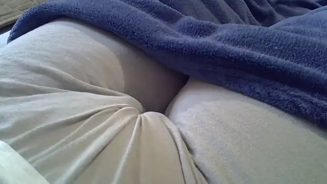 Snapshot of perescam chatting on November 5, 2025, 4:54 pm perescam online show from November 5, 2025, 4:54 pm